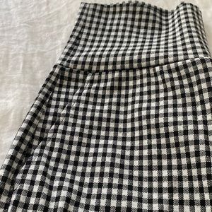 Medium black & white cropped wide leg pants